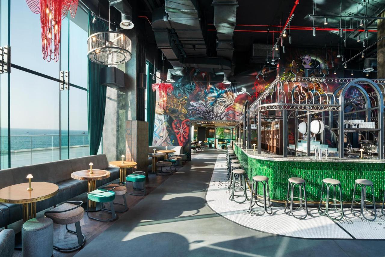 ดับเบิลยู ดูไบ - เดอะ ปาล์ม Hotel ภายนอก รูปภาพ The interior of the bar