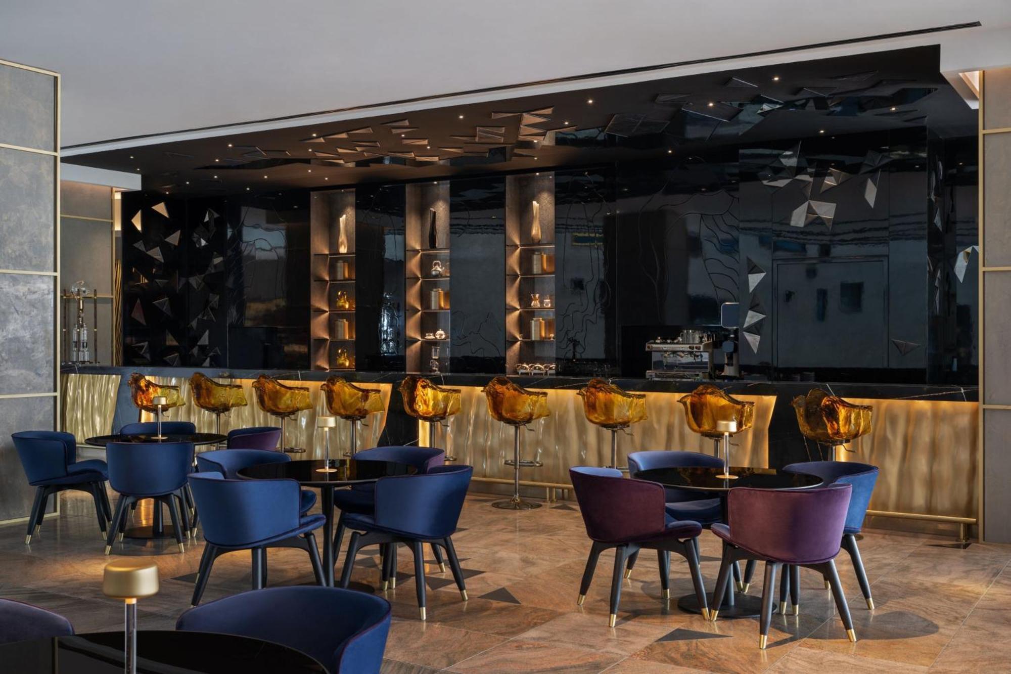 ดับเบิลยู ดูไบ - เดอะ ปาล์ม Hotel ภายนอก รูปภาพ The bar at the 100th floor